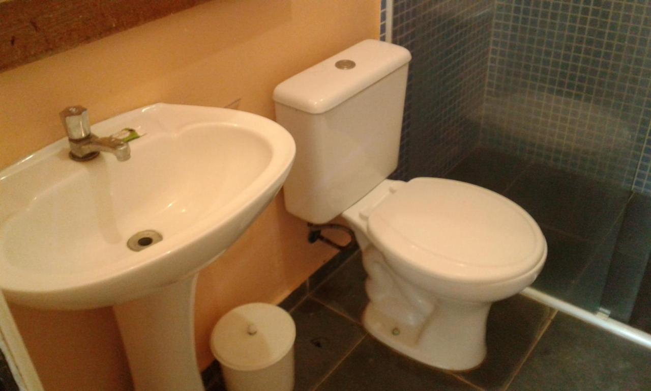 Residencial Mar Hotel Карагуататуба Екстериор снимка